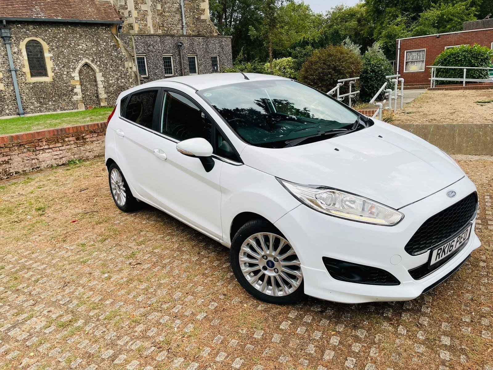 2016 Ford Fiesta